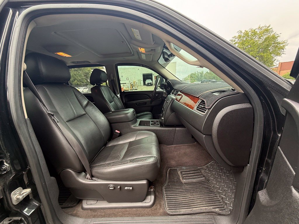 Used 2013 GMC Sierra 3500 SLT AWD/4WD image 10