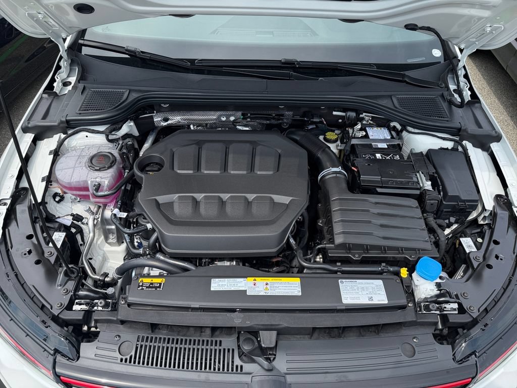 New 2026 Volkswagen GTI SE FWD image 22