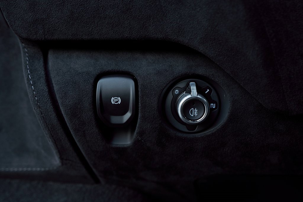 Used 2026 McLaren 750S Spider image 46