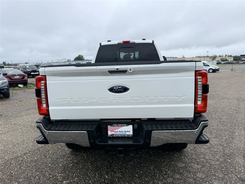 Used 2023 Ford F350 Lariat w/ Lariat Ultimate Package AWD/4WD image 6