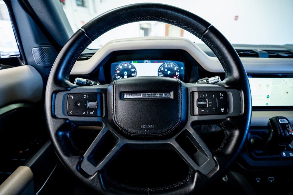 Used 2021 Land Rover Defender 110 X-Dynamic HSE image 41