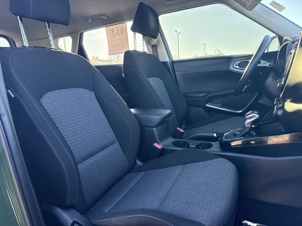 Used 2022 Kia Soul EX image 26