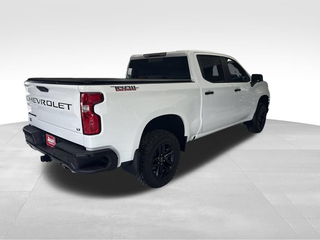 Used 2021 Chevrolet Silverado 1500 LT Trail Boss w/ Convenience Package II AWD/4WD image 9