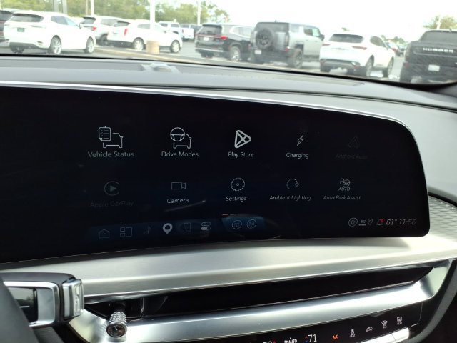 Used 2025 Cadillac Lyriq Luxury AWD/4WD image 29