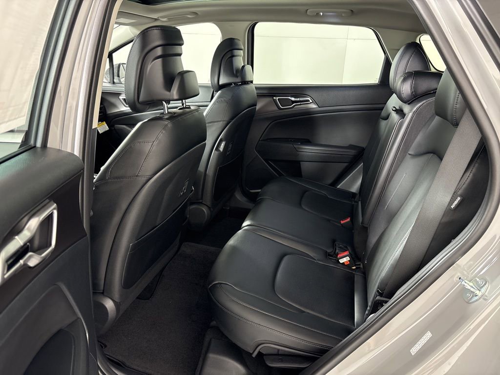 New 2026 Kia Sportage EX image 18