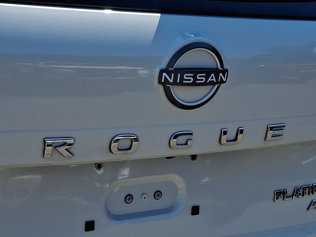 Certified 2023 Nissan Rogue Platinum w/ Platinum Premium Package AWD/4WD image 31