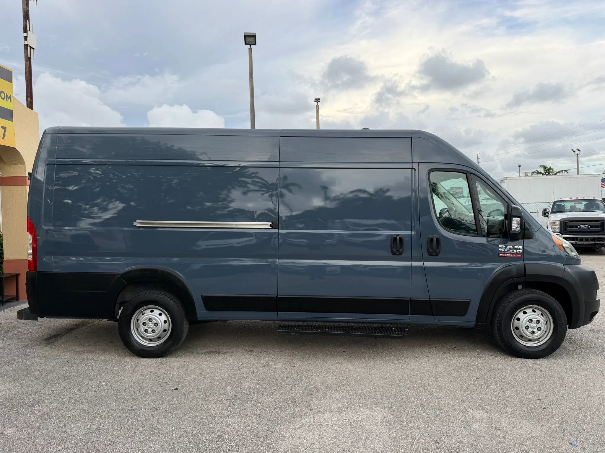 Used 2021 RAM ProMaster 3500 image 8