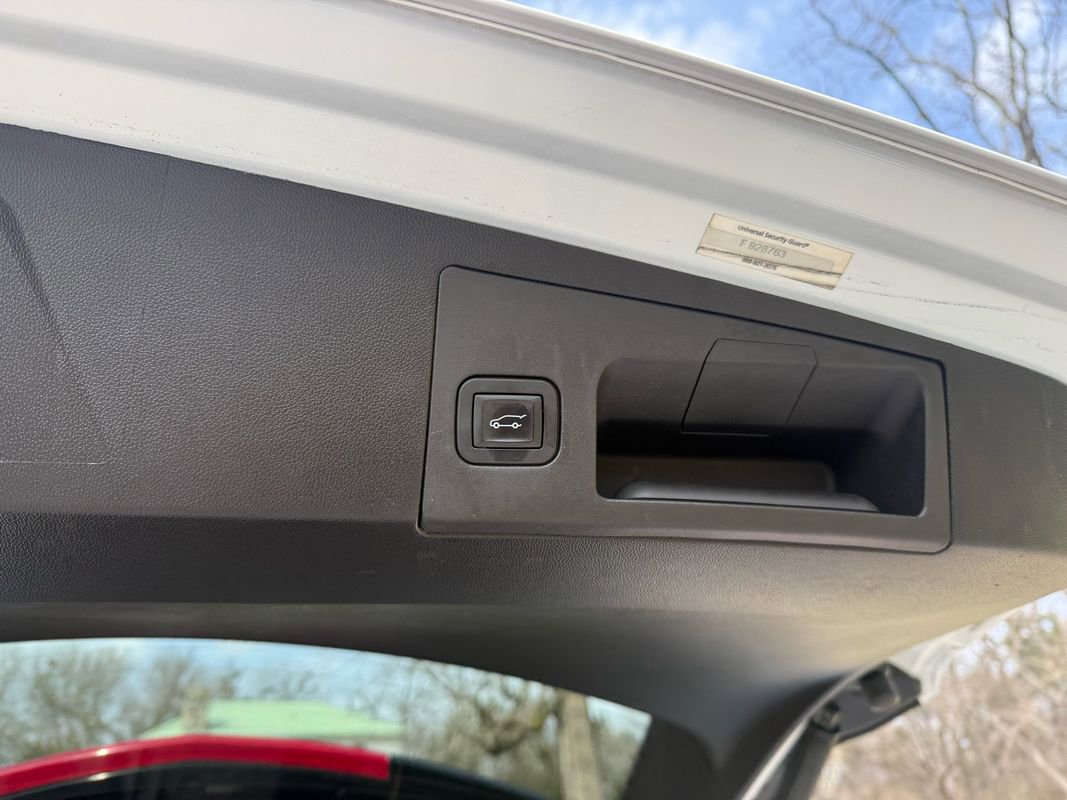 Used 2019 Cadillac XT5 Luxury image 34