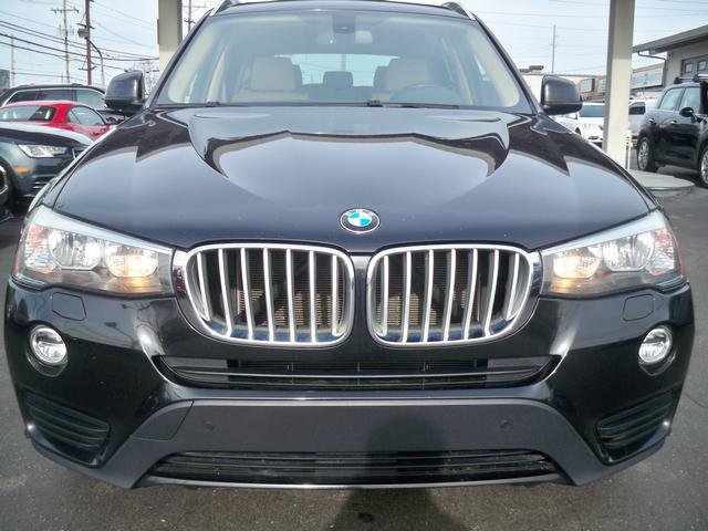 Used 2017 BMW X3 sDrive28i image 2