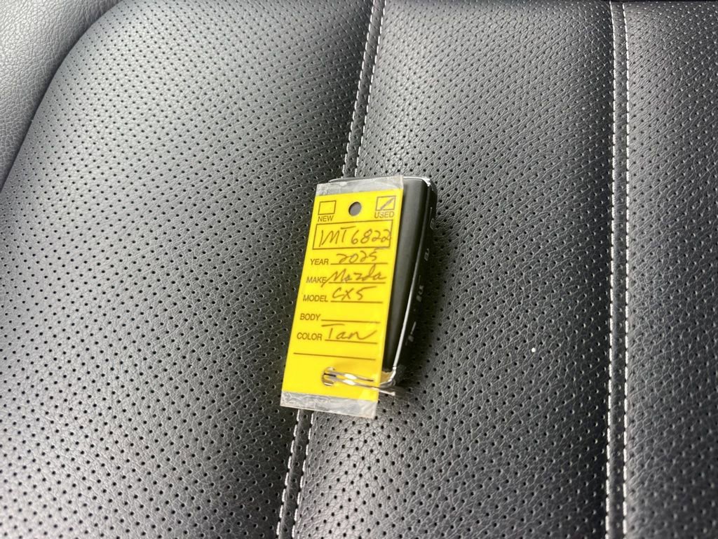 Used 2025 MAZDA CX-5 AWD 2.5 S w/ Preferred Package image 37