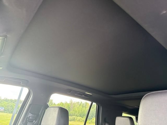 Used 2023 Chevrolet Tahoe Z71 AWD/4WD image 37