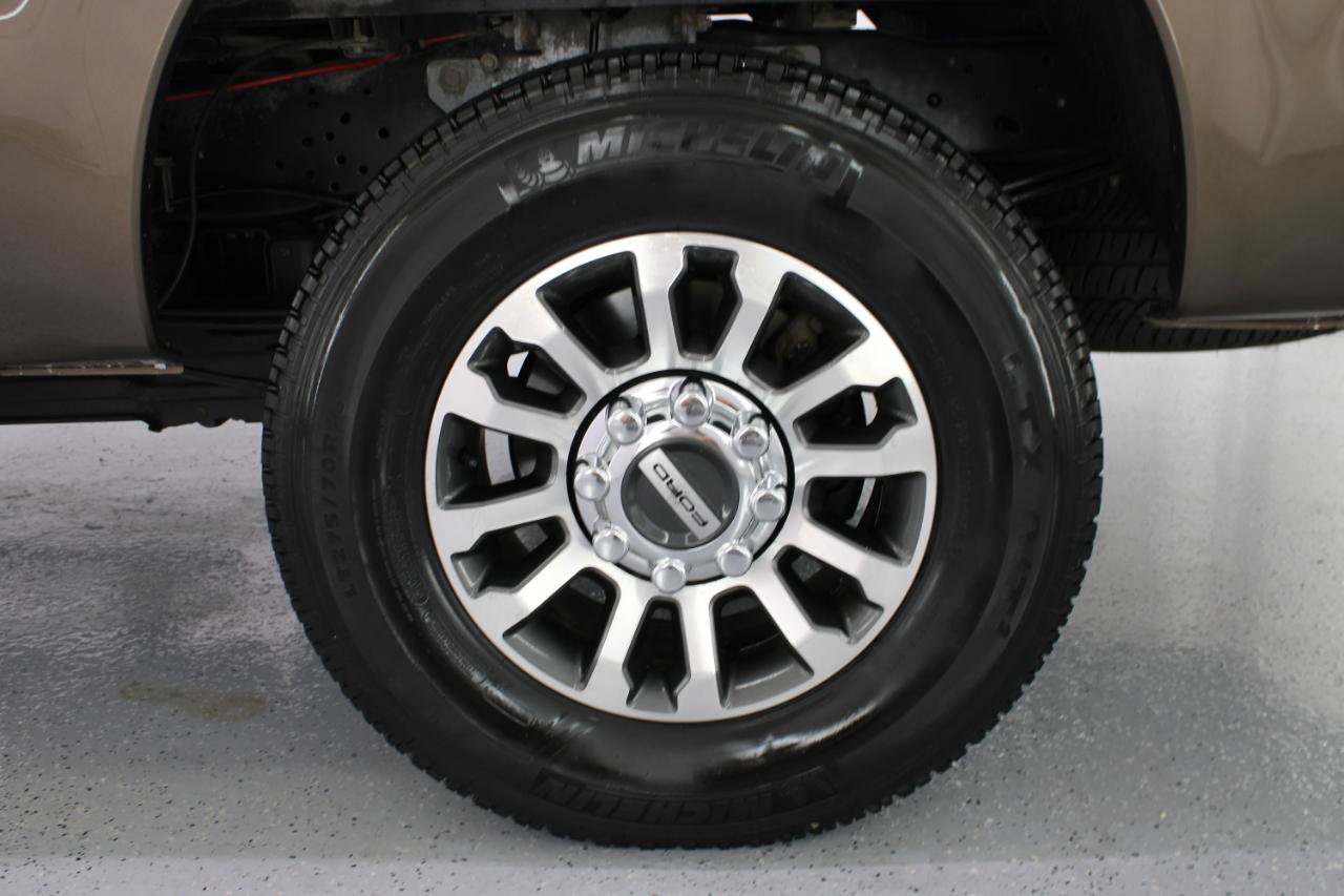 Used 2015 Ford F250 Lariat w/ Chrome Package AWD/4WD image 71