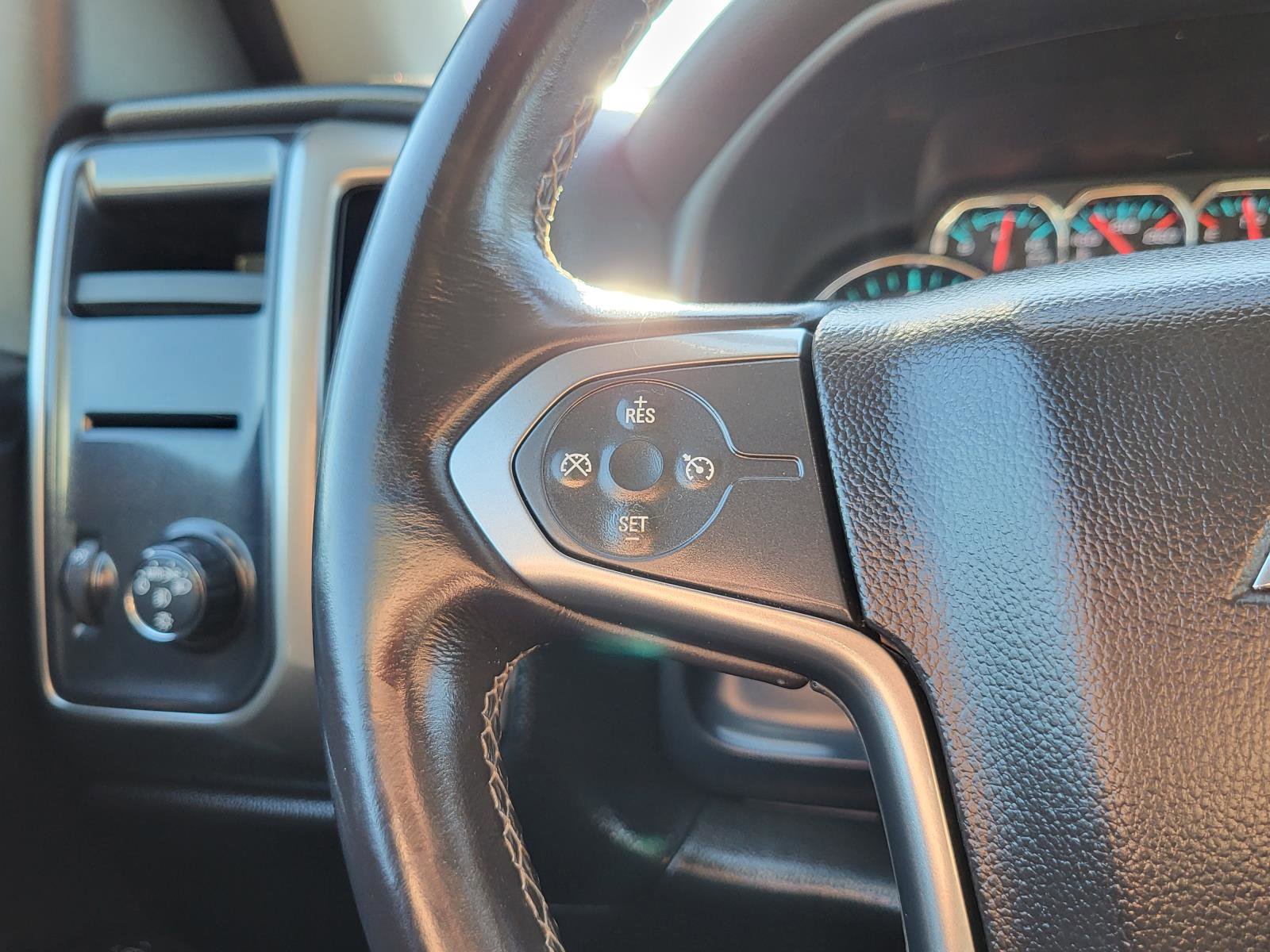 Used 2018 Chevrolet Silverado 1500 LT w/ All Star Edition image 21