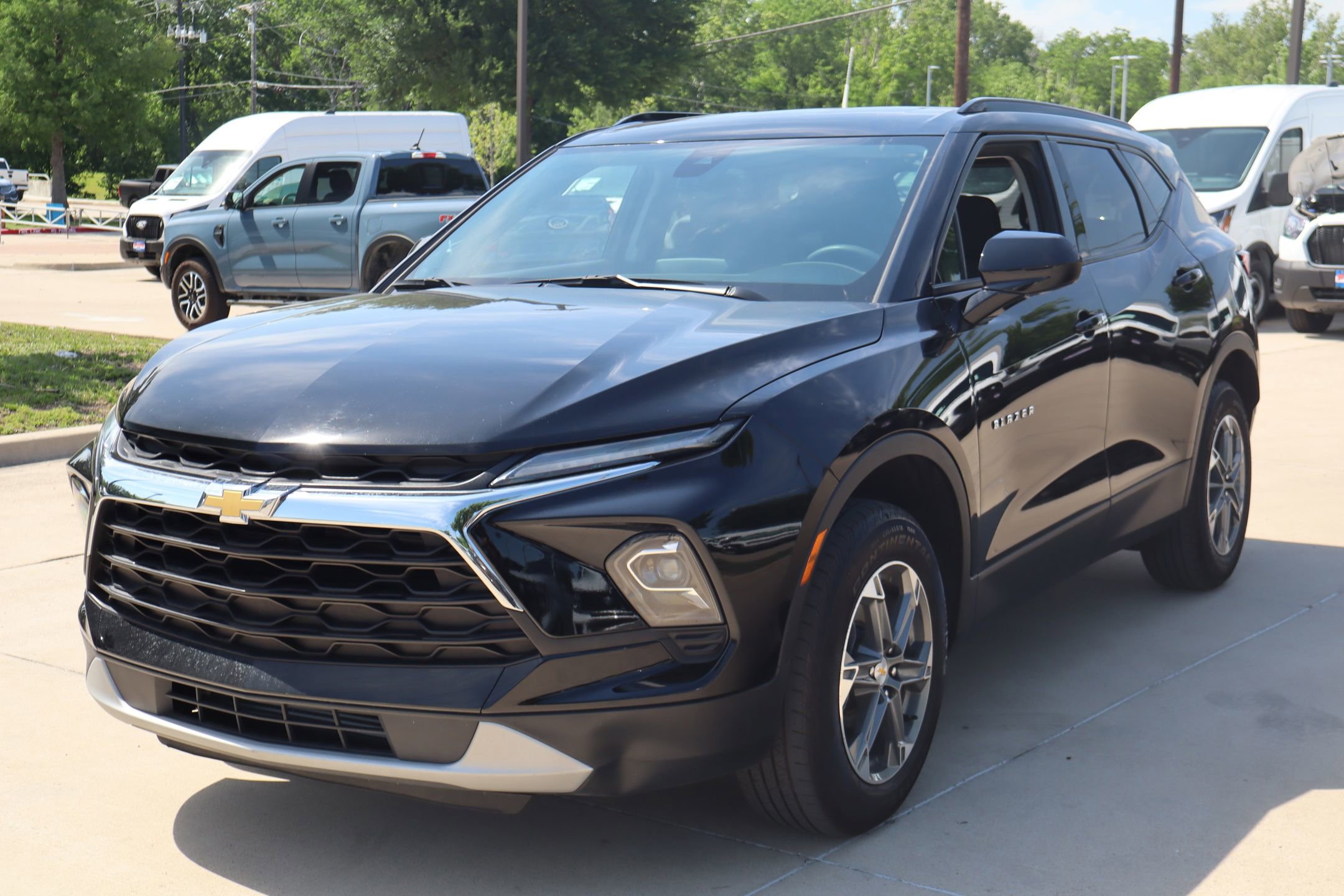 Used 2024 Chevrolet Blazer LT w/ Convenience Package FWD image 7