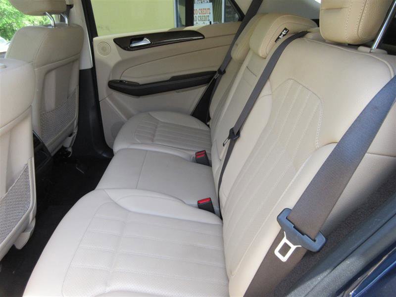 Used 2017 Mercedes-Benz GLE 350 4MATIC w/ Premium 1 Package image 31