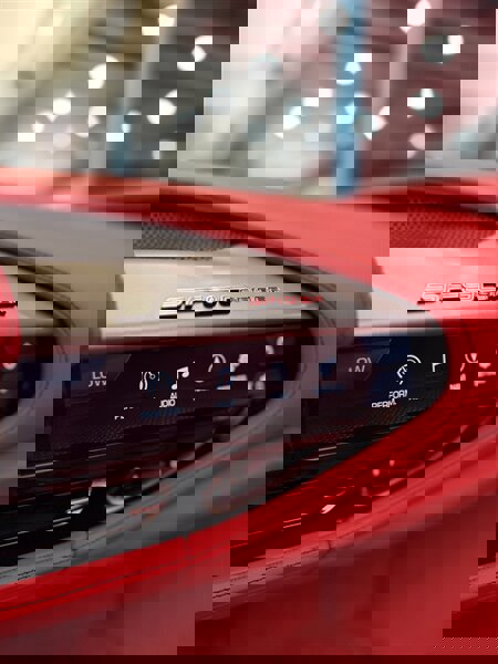 Used 2024 Ferrari SF90 Spider image 19