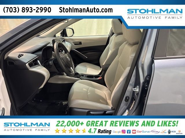 Used 2024 Toyota Corolla Cross LE image 13