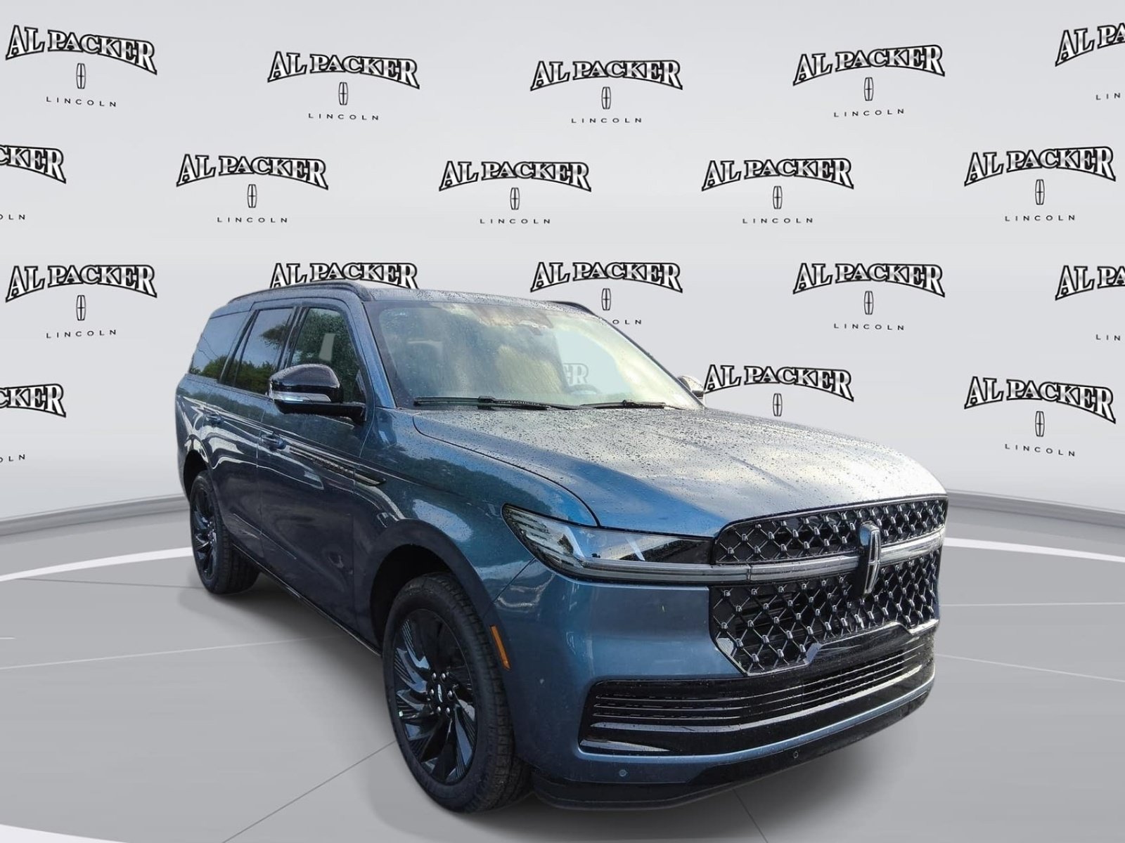 New 2027 Lincoln Navigator Reserve w/ Jet Appearance Package AWD/4WD image 7