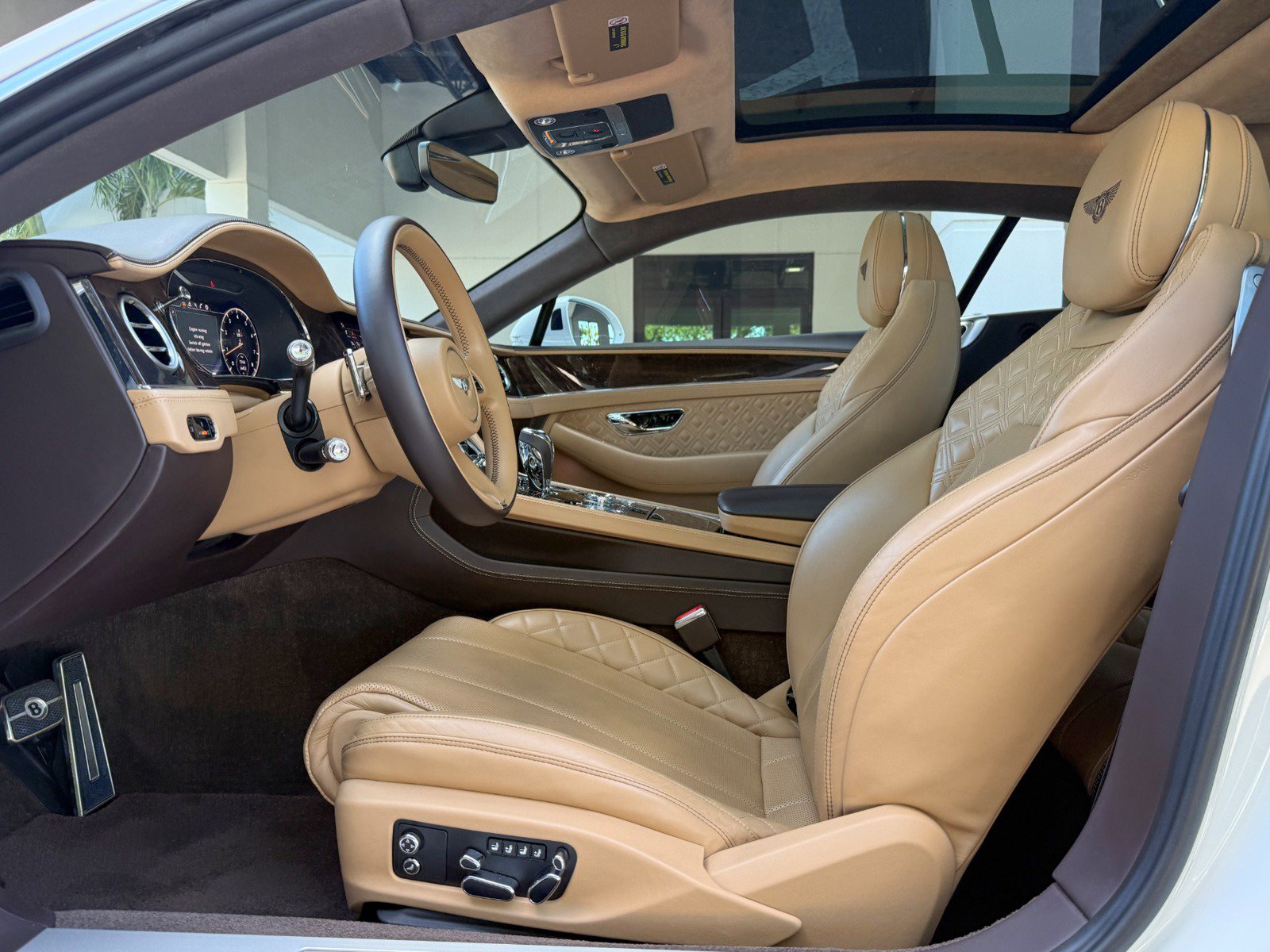 Used 2023 Bentley Continental GT Azure AWD/4WD image 25