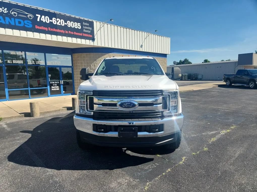 Used 2017 Ford F250 XLT AWD/4WD image 2