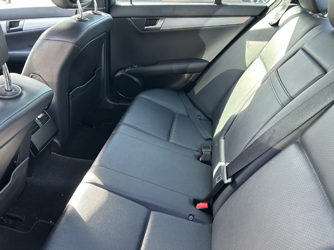 Used 2012 Mercedes-Benz C 250 Sedan image 9