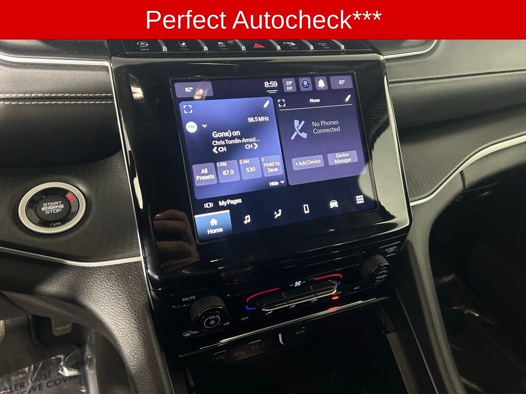 Used 2023 Jeep Grand Cherokee L Laredo AWD/4WD image 3