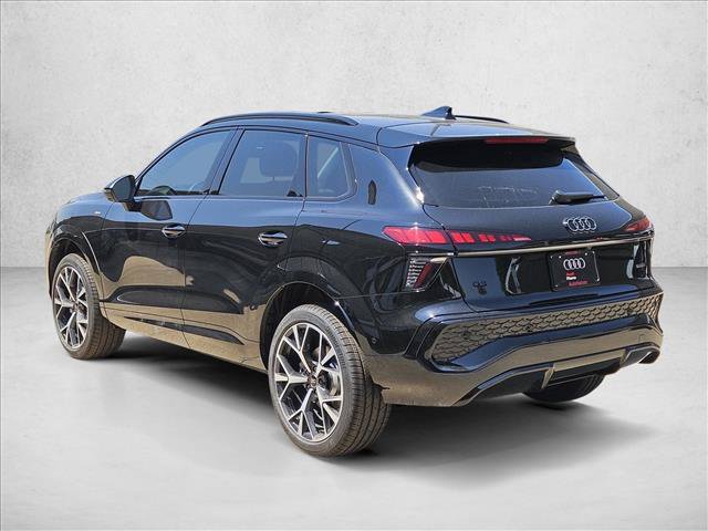 New 2026 Audi Q3 quattro 2.0T AWD/4WD image 7