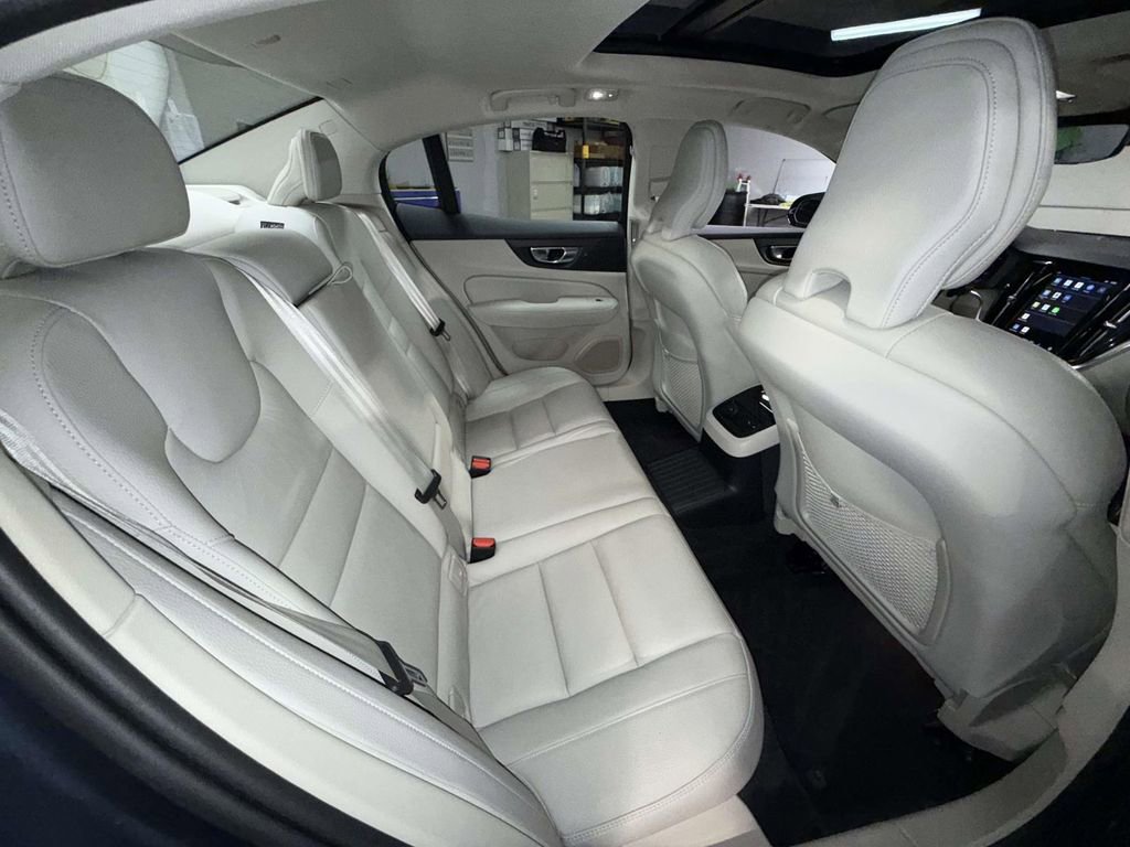 Used 2025 Volvo S60 T8 Plus image 16