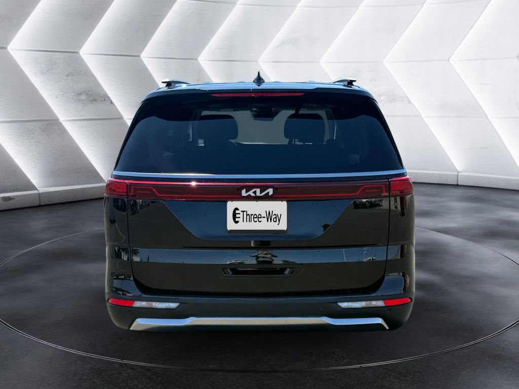 Used 2024 Kia Carnival SX Prestige FWD image 4