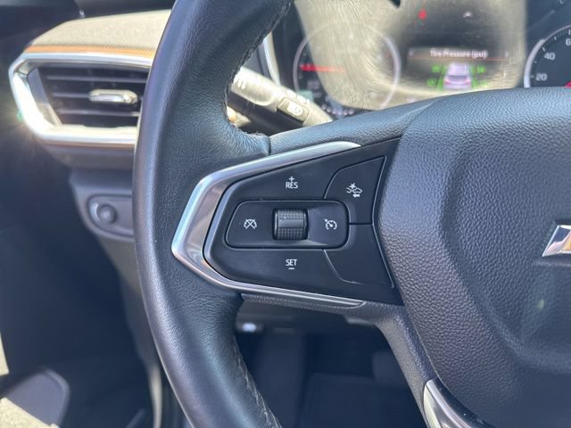 Used 2021 Chevrolet TrailBlazer ACTIV w/ Technology Package AWD/4WD image 17