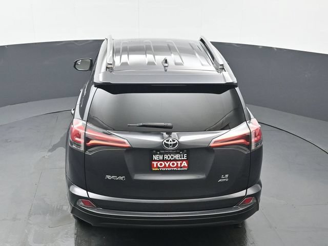 Used 2018 Toyota RAV4 LE w/ All Weather Liner Package AWD/4WD image 36
