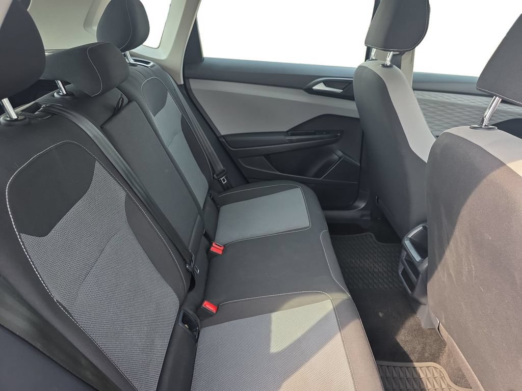 Certified 2022 Volkswagen Taos S AWD/4WD image 23