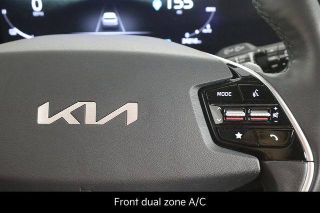 Certified 2023 Kia Niro Wind w/ Wind Preserve Package FWD image 10