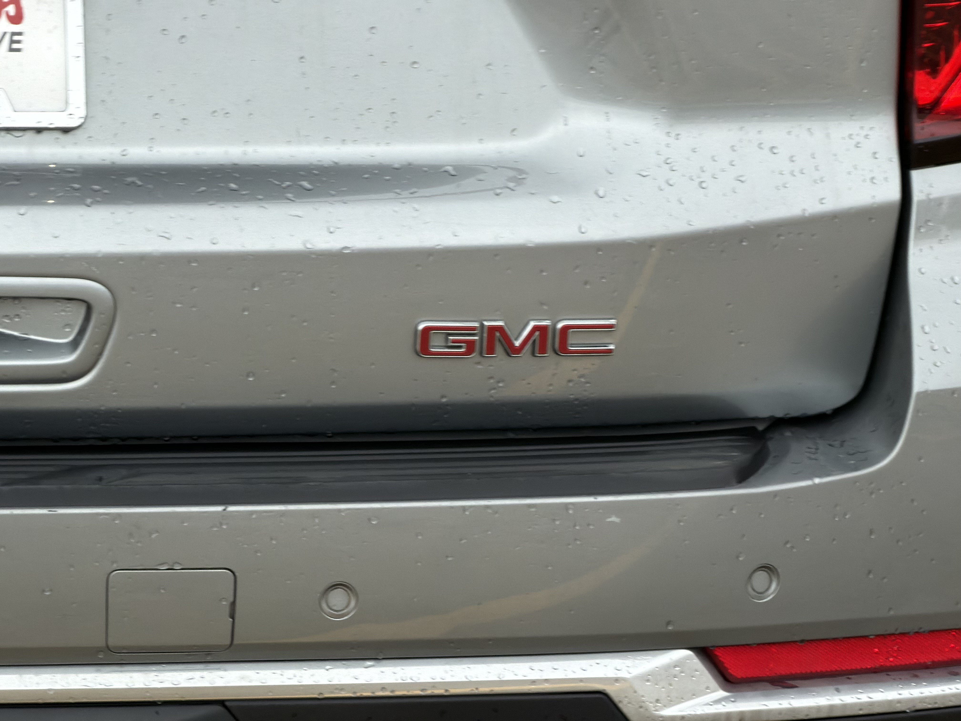 Used 2025 GMC Yukon Denali AWD/4WD image 9