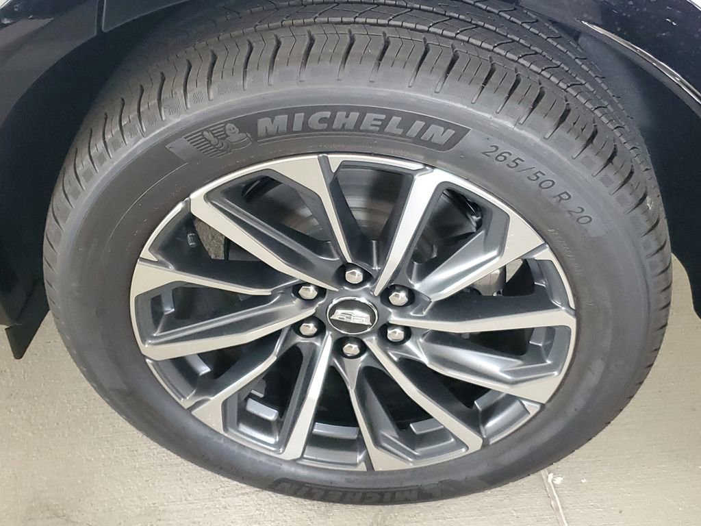 New 2026 Cadillac Lyriq Sport RWD image 5