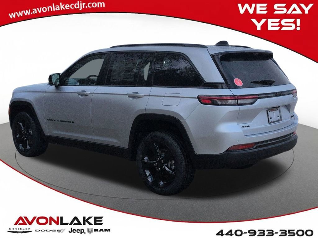 New 2025 Jeep Grand Cherokee Limited w/ Luxury Tech Group II image 4