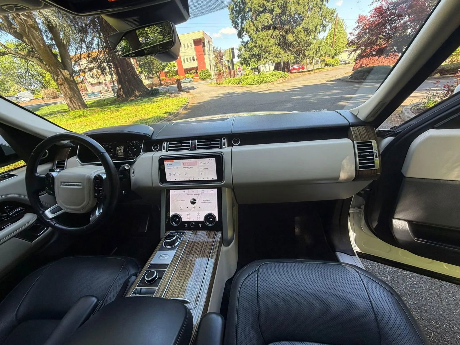 Used 2018 Land Rover Range Rover HSE AWD/4WD image 8