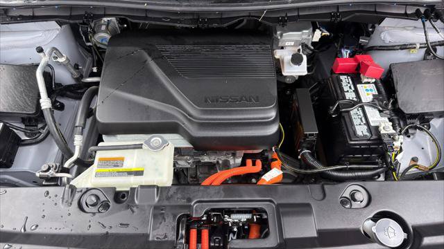Used 2025 Nissan Leaf S FWD image 40