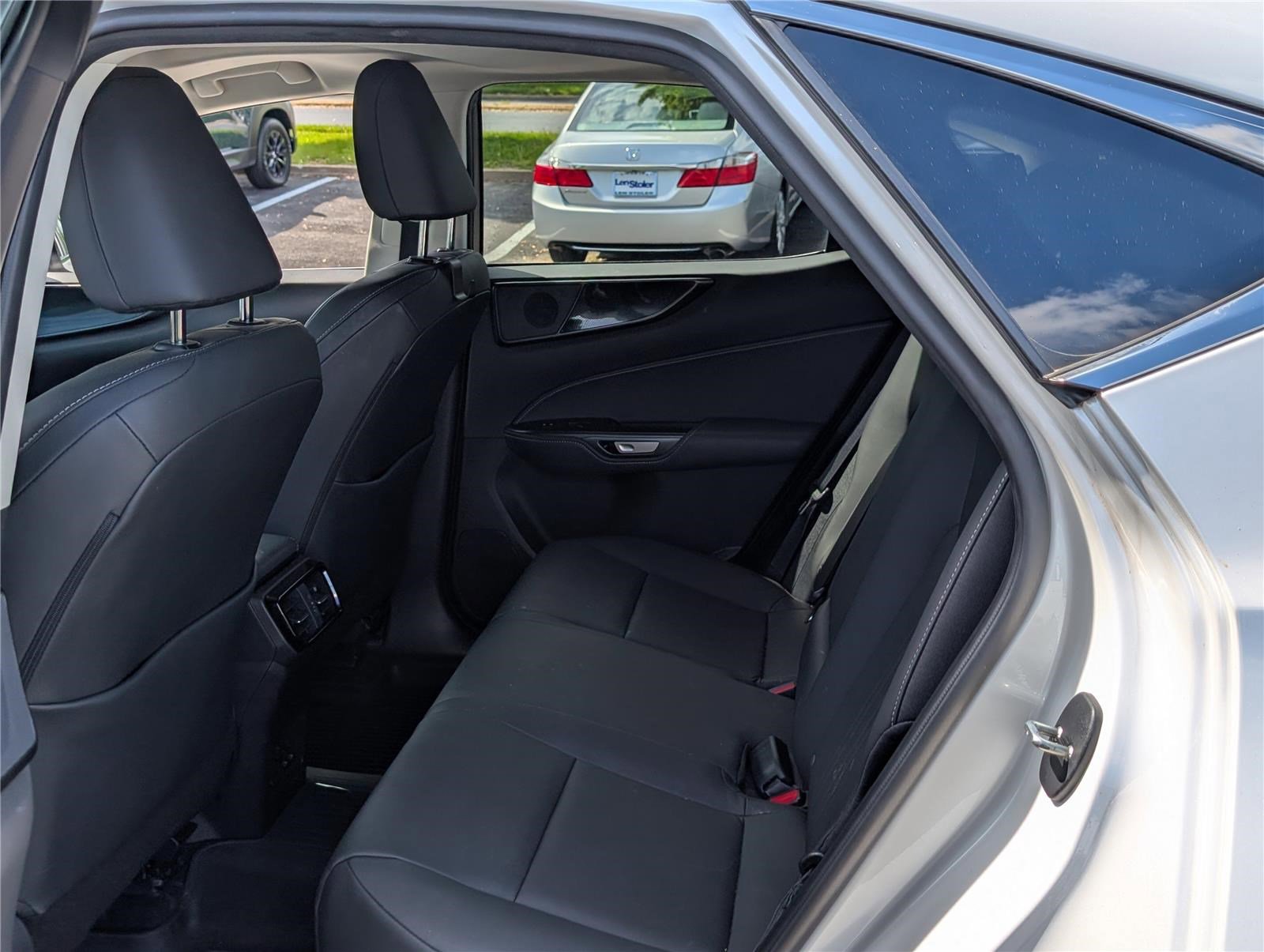 Used 2025 Lexus NX 350 AWD w/ Accessory Package (2T) image 15