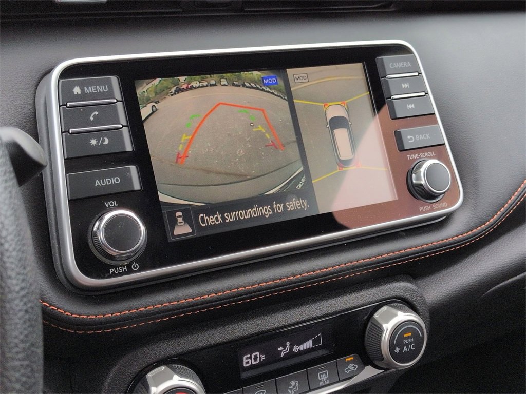 Used 2019 Nissan Kicks SR image 13