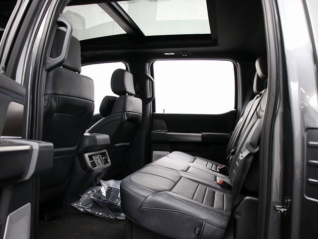 New 2026 Ford F450 Platinum image 15