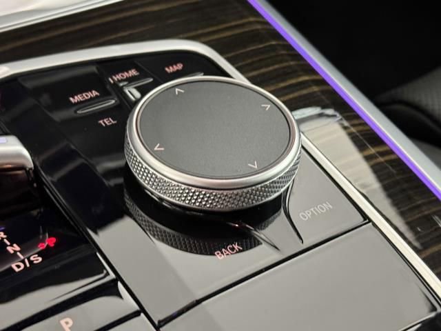 Used 2025 BMW X5 xDrive40i w/ Climate Comfort Package image 30