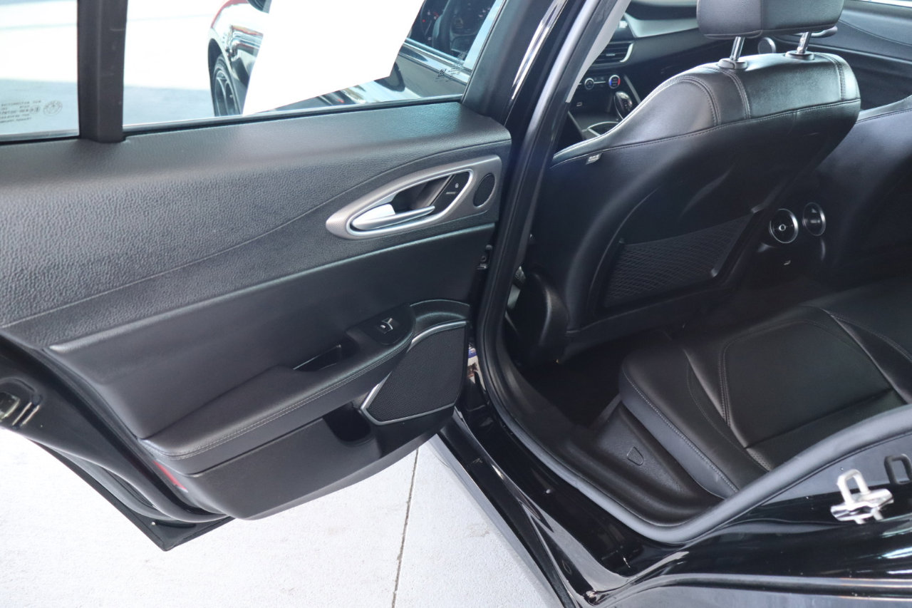 Used 2018 Alfa Romeo Giulia Ti Sport w/ Quick Order Package 22S Sport image 31