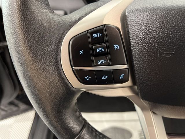 Used 2024 Ford Explorer XLT w/ Equipment Group 202A RWD image 23