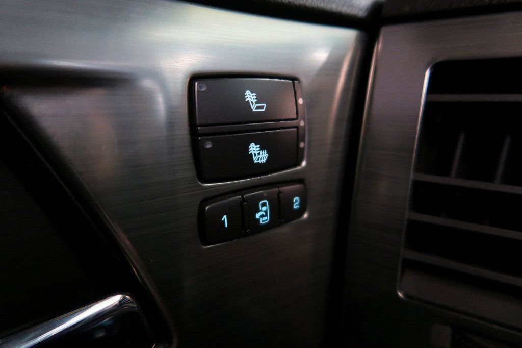 Used 2008 HUMMER H2 SUT AWD/4WD image 25