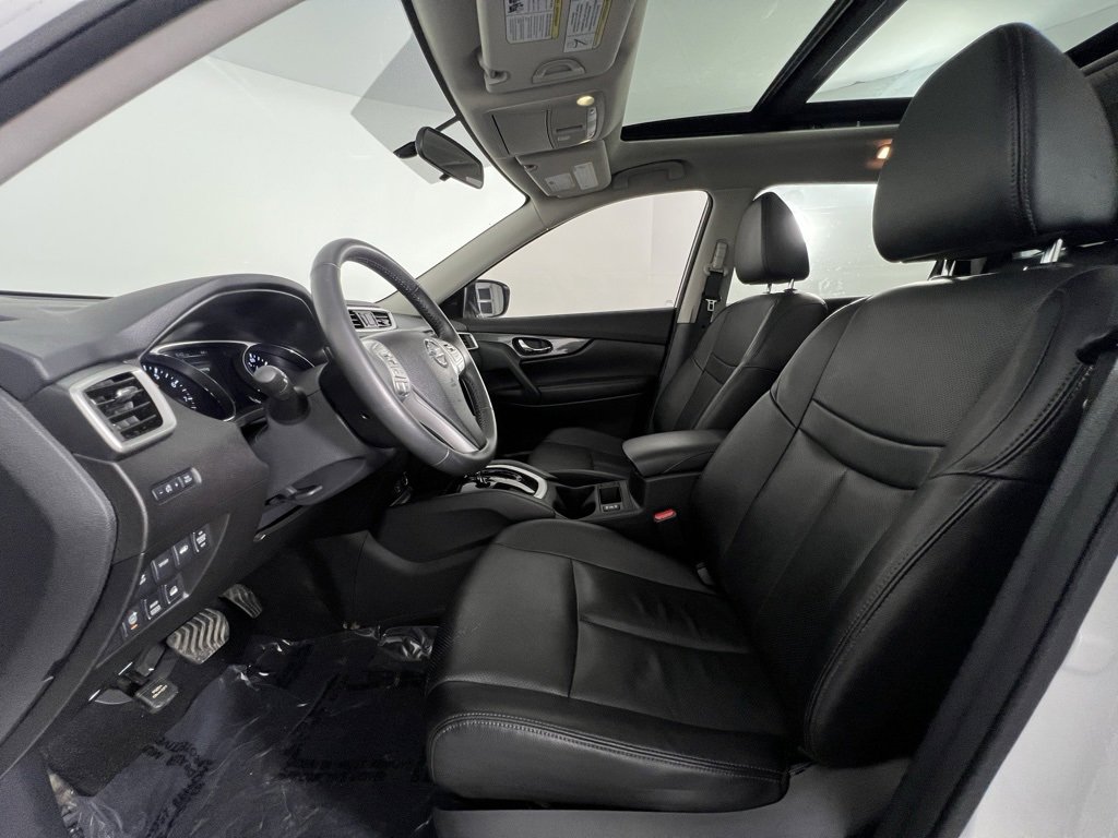 Used 2016 Nissan Rogue SL w/ SL Premium Package image 12