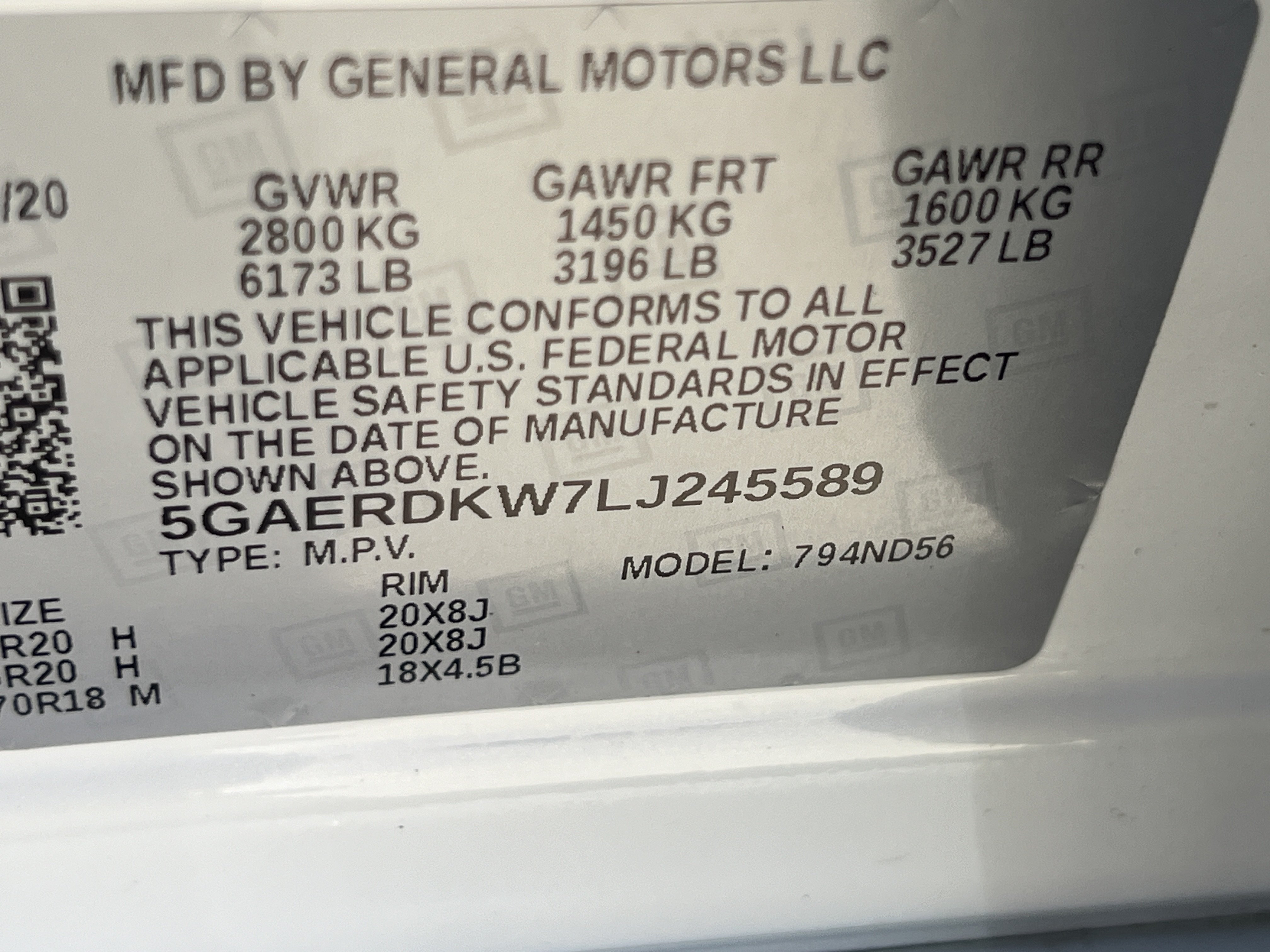 Used 2020 Buick Enclave Avenir FWD image 34