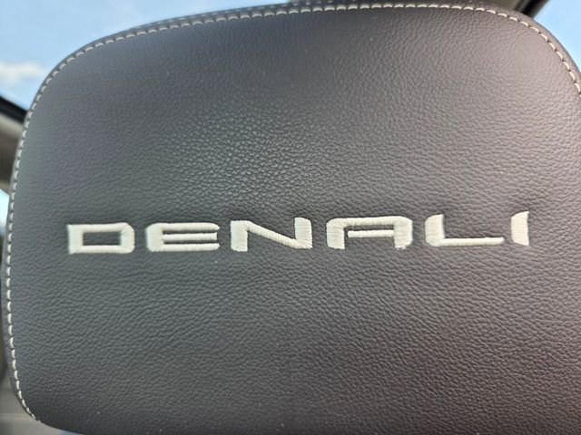 Used 2023 GMC Terrain Denali AWD/4WD image 17
