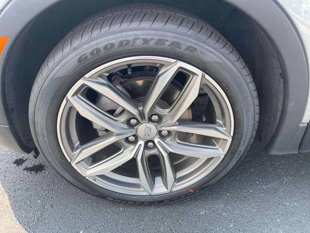 Used 2023 Cadillac XT4 Sport FWD image 10