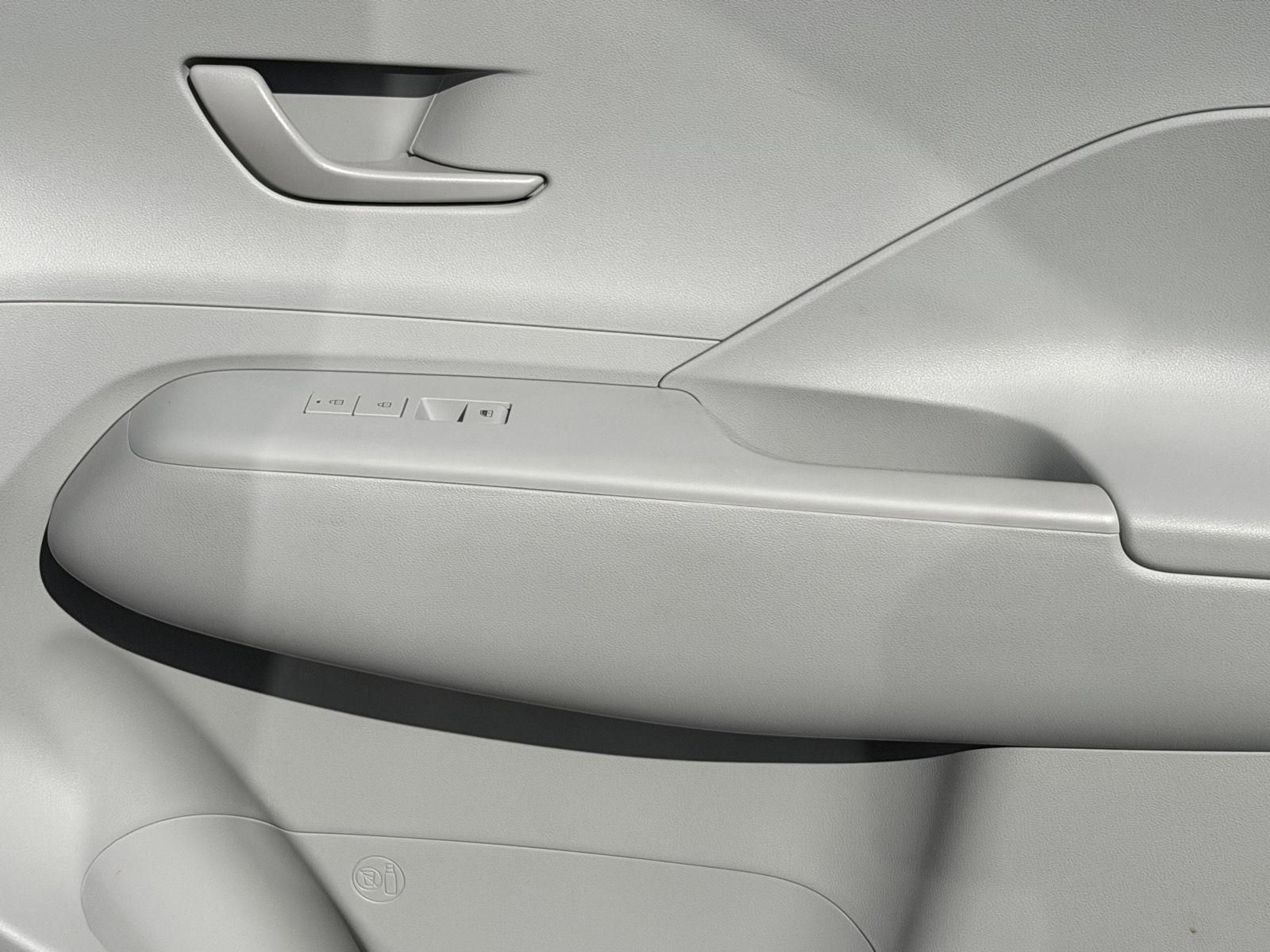 Certified 2026 Hyundai Kona SEL Sport image 24